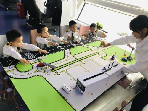 漳州小小尺行員-青少兒航空科普活動持續進行